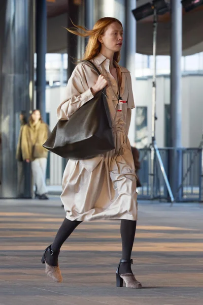 Look 48